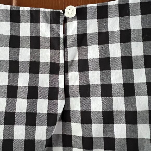 Black and White Checked Sleeveless Top - Picture 4 of 9